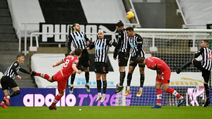 Νιούκαστλ - Σαουθάμπτον Γουόρντ-Πράουζ