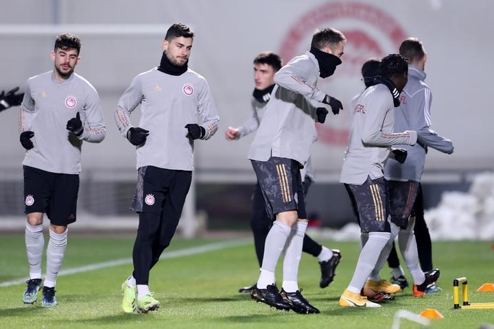 Ολυμπιακός προπόνηση