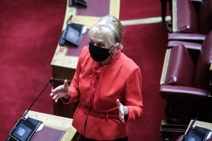 Φωτεινή Πιπιλη