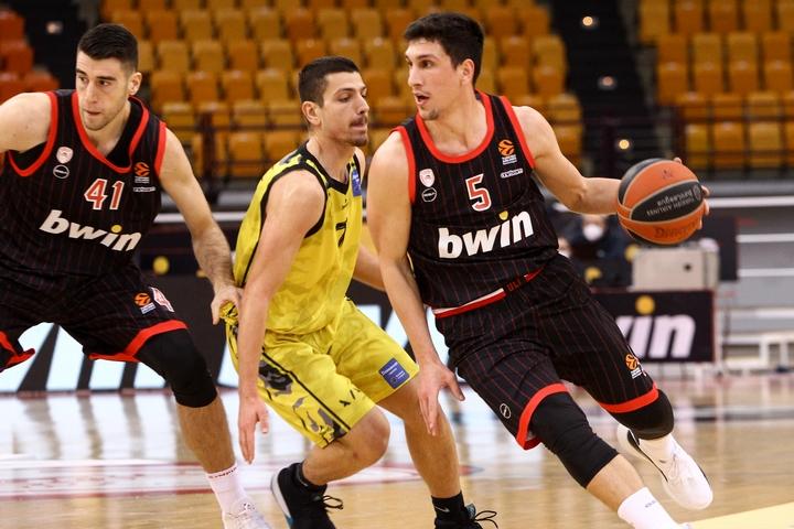 Λαρεντζάκης