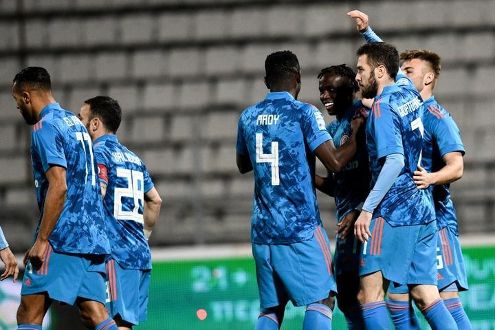 Ολυμπιακός πανηγυρική