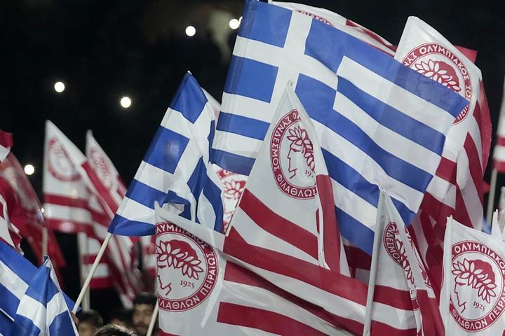 Ολυμπιακός, Ελλάδα
