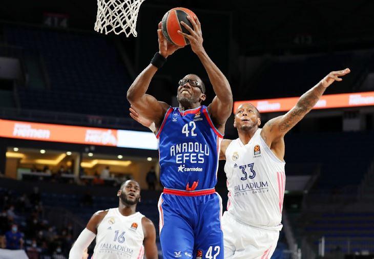 Μπράιαντ Ντάνστον Εφές Ρεάλ Μαδρίτης