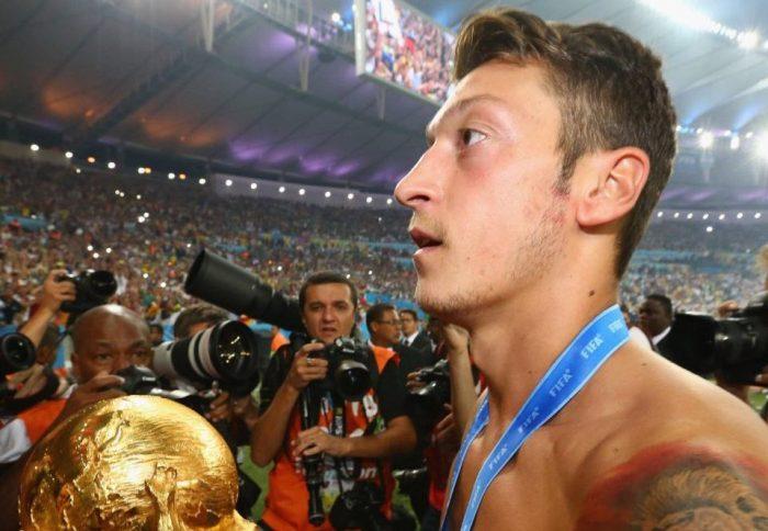 Μεσούτ Οζίλ