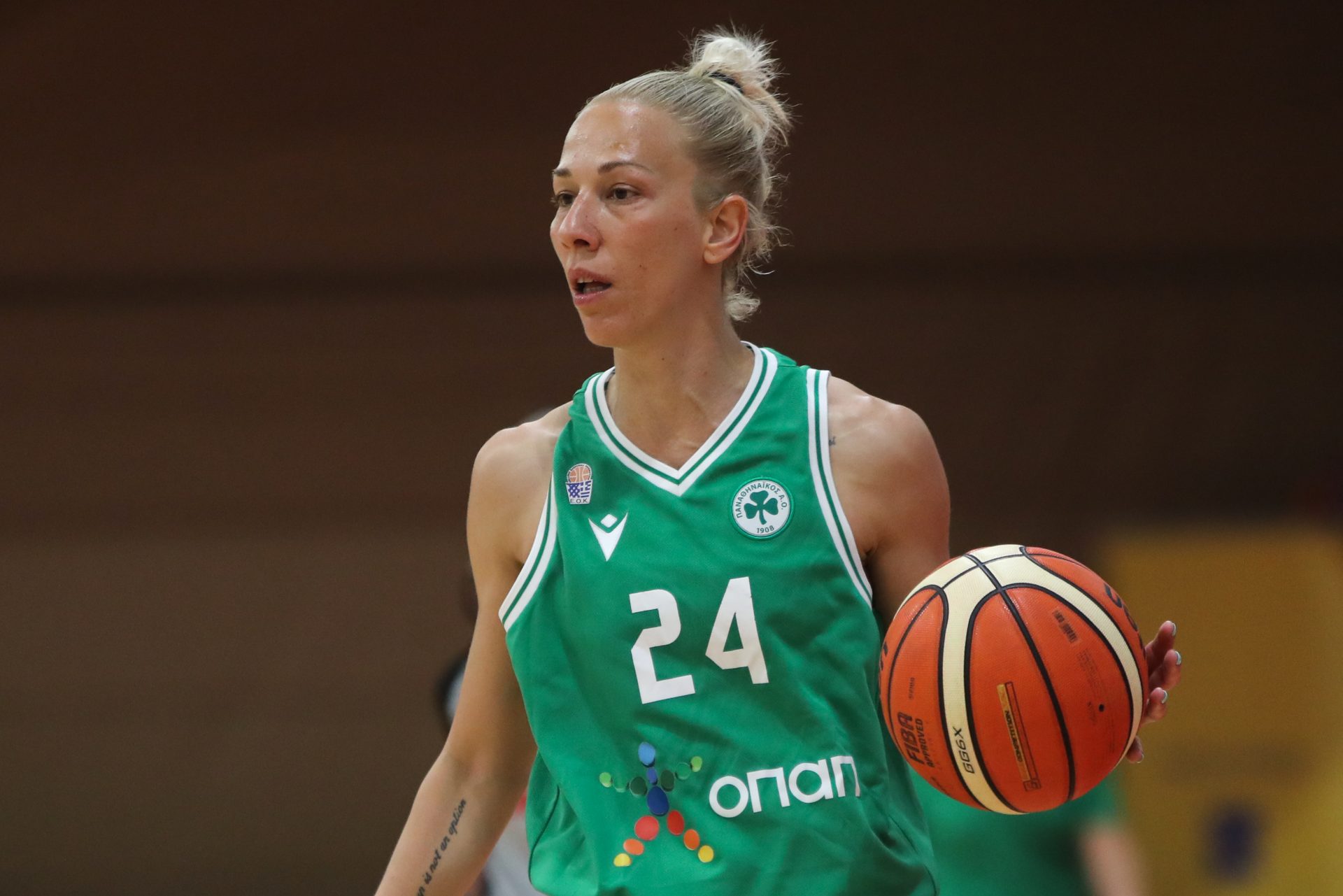 Όλγα Χατζηνικολάου