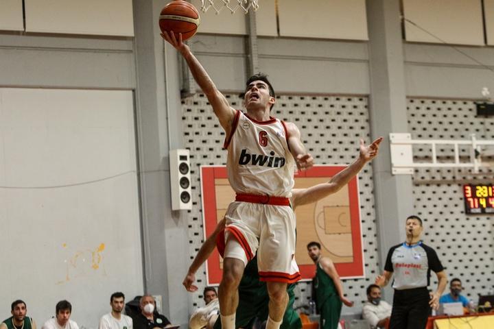 Νικολαΐδης