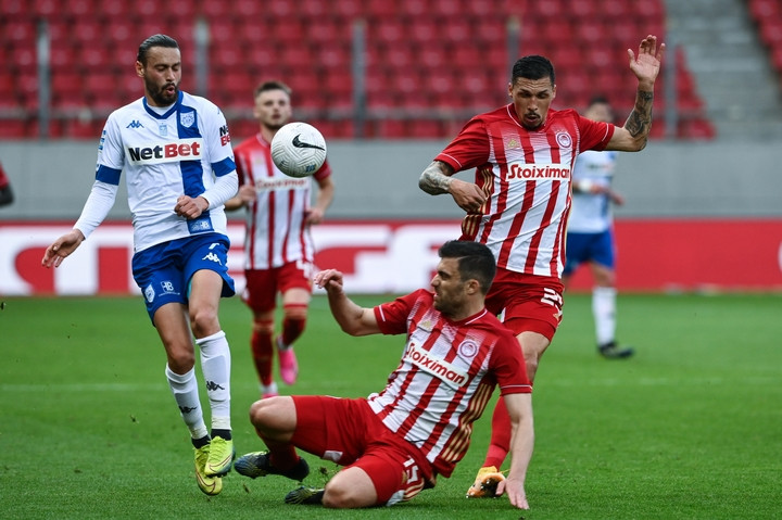 Παπασταθόπουλος, Χολέμπας