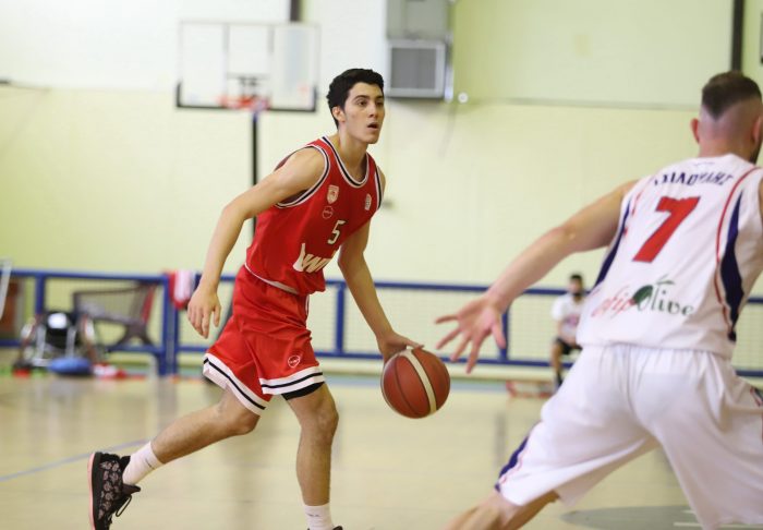 Νικολαΐδης