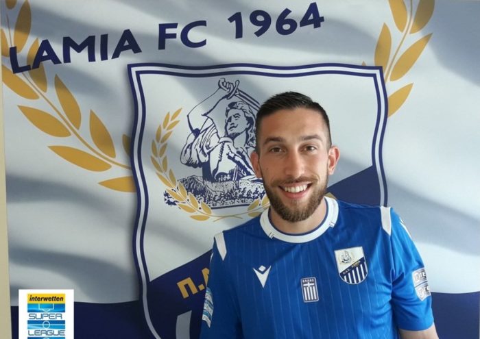 Μανουσάκης