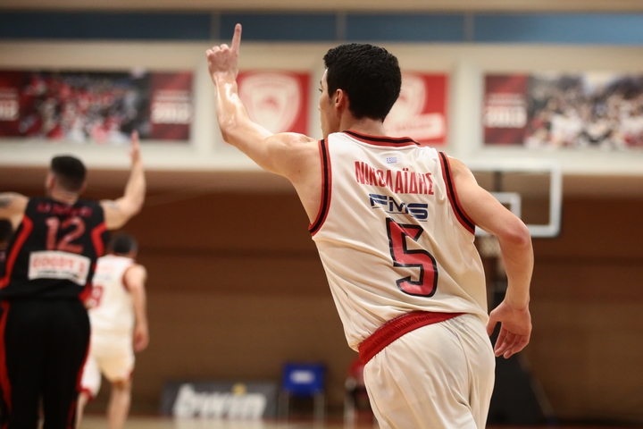 Νικολαΐδης