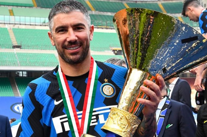 ίντερ κολάροφ