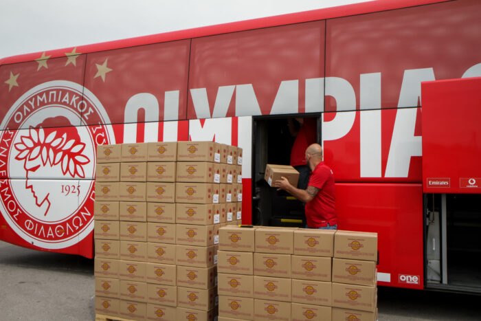 Ολυμπιακός ανθρωπιστική βοήθεια