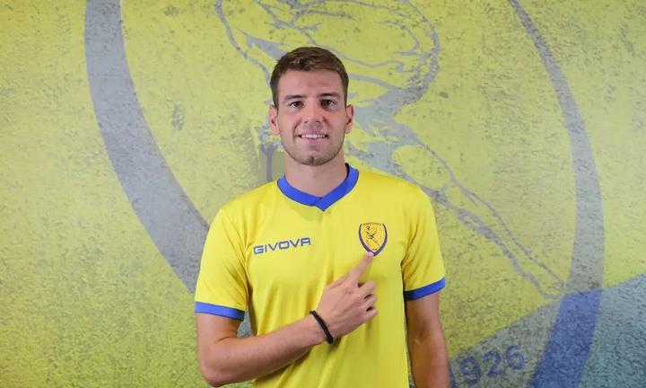 Αποστολάκης