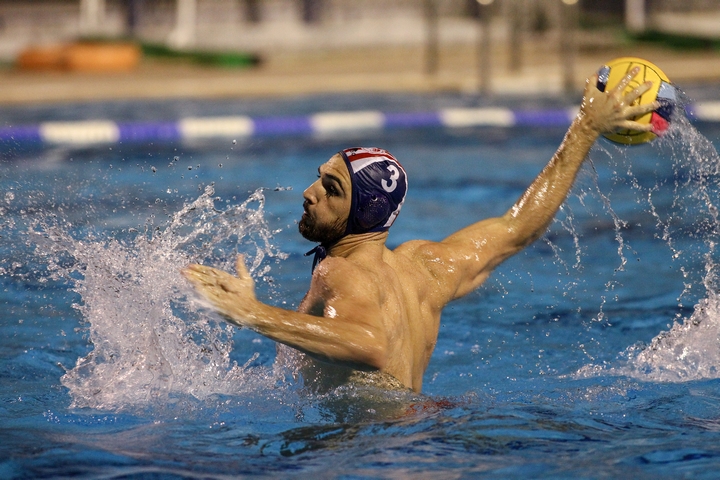 Σκουμπάκης