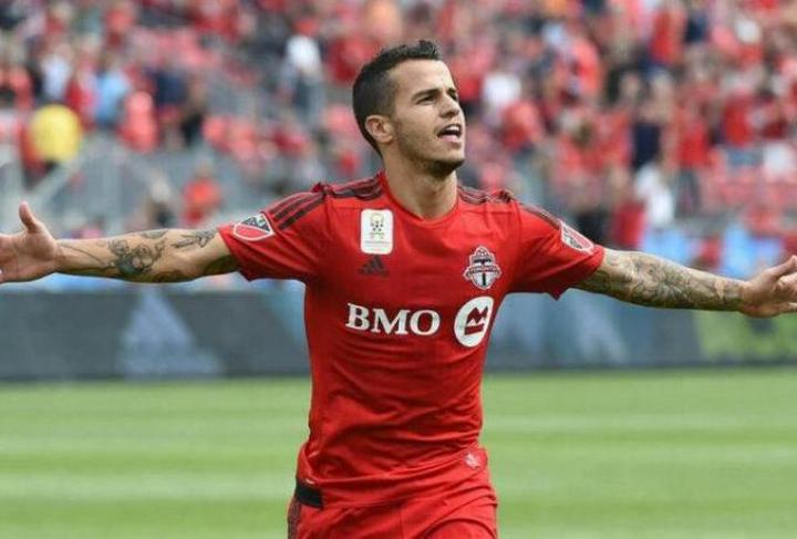 ΣΕΜΠΑΣΤΙΑΝ ΤΖΙΟΒΙΝΚΟ