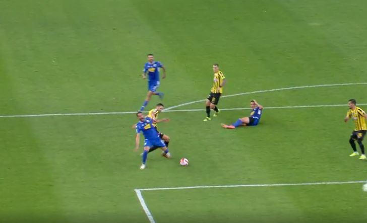 ΑΕΚ Λαμία Καραμάνος Σάκχοφ