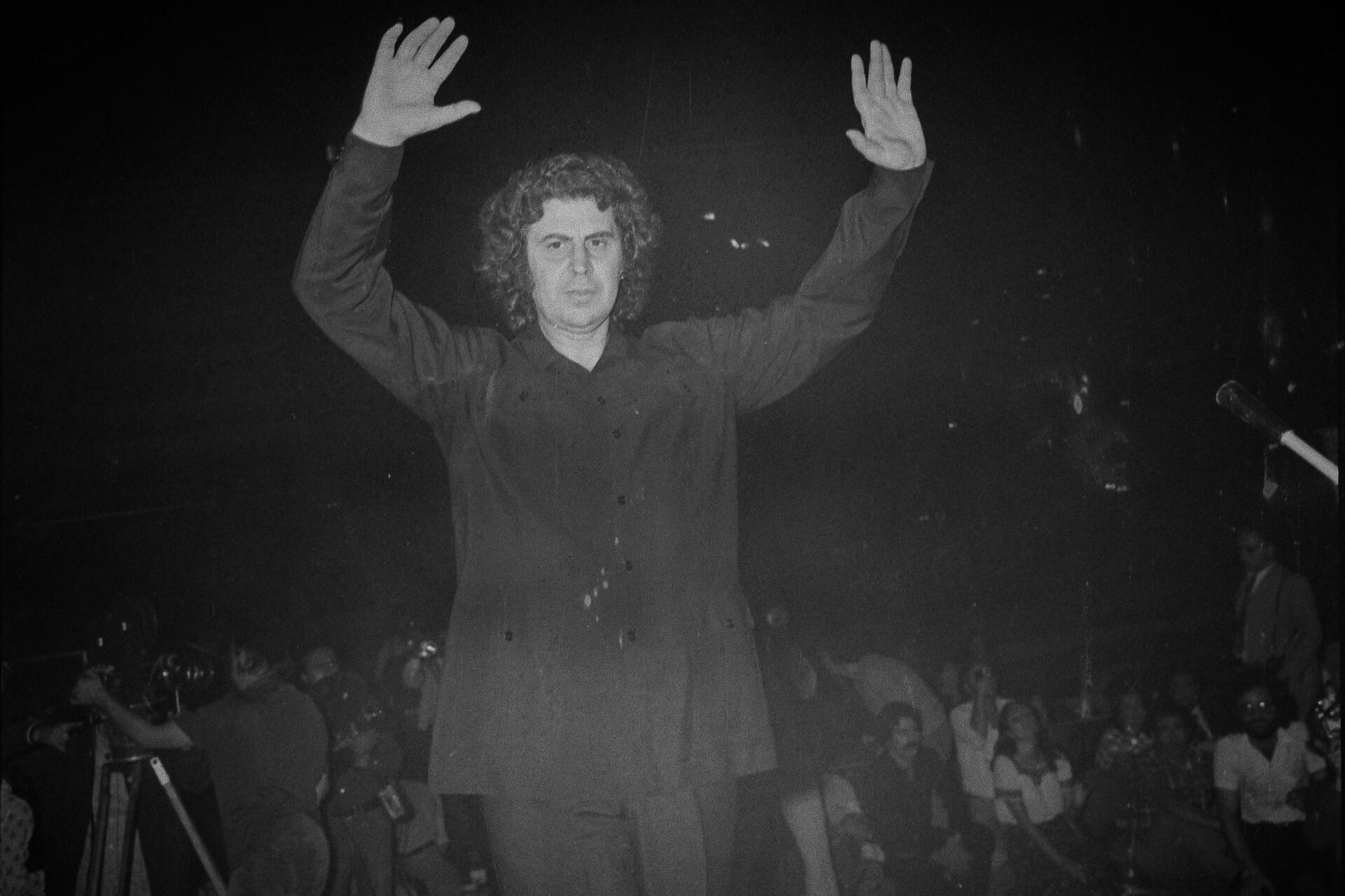 Μίκης Θεοδωράκης