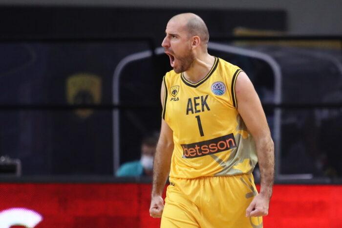 Κίνο Κολόμ ΑΕΚ Ρίγα