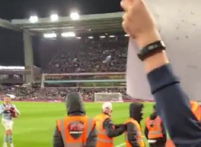 Άστον Βίλα (1)