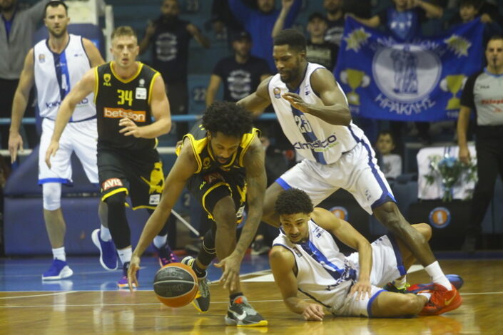 Ανγκόλα Ηρακλής ΑΕΚ