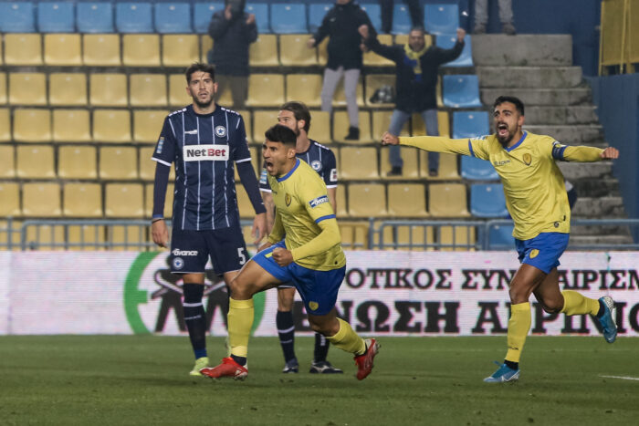 Καρέλης Παναιτωλικός