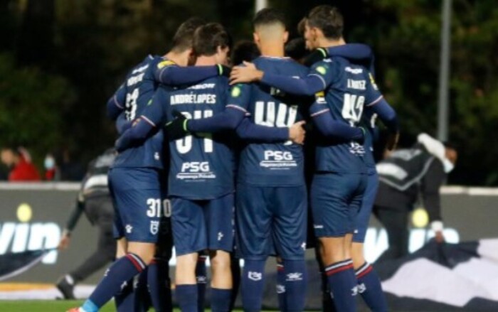 Μπελενένσες (1)