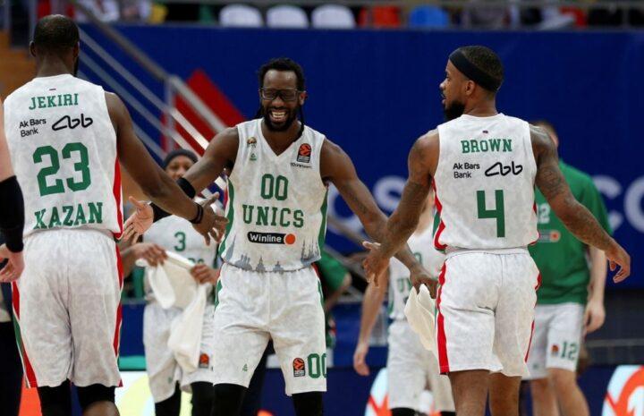 Τζον Μπράουν Λορέντζο Μπράουν Τζεκίρι Ούνικς Καζάν