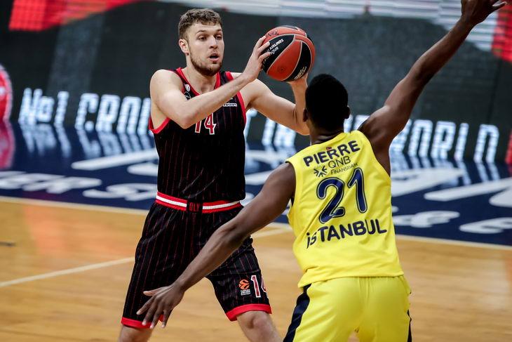 Βεζένκοφ Πιερ Φενέρμπαχτσε Ολυμπιακός