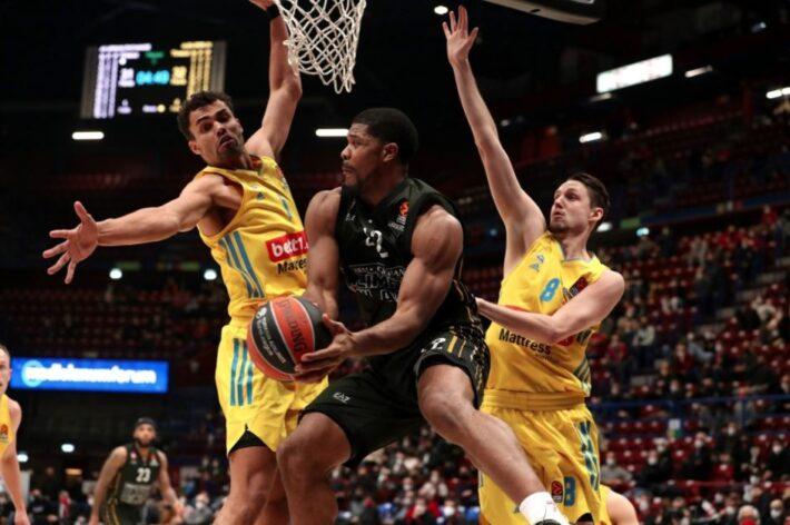 Κάιλ Χάινς Αρμάνι Μιλάνο Άλμπα Βερολίνου