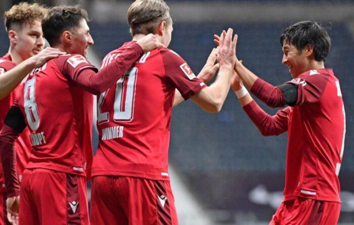 αρμίνια μπίλεφελντ