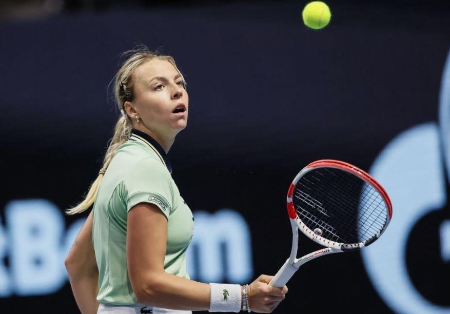 Κονταβέιτ Σάκκαρη