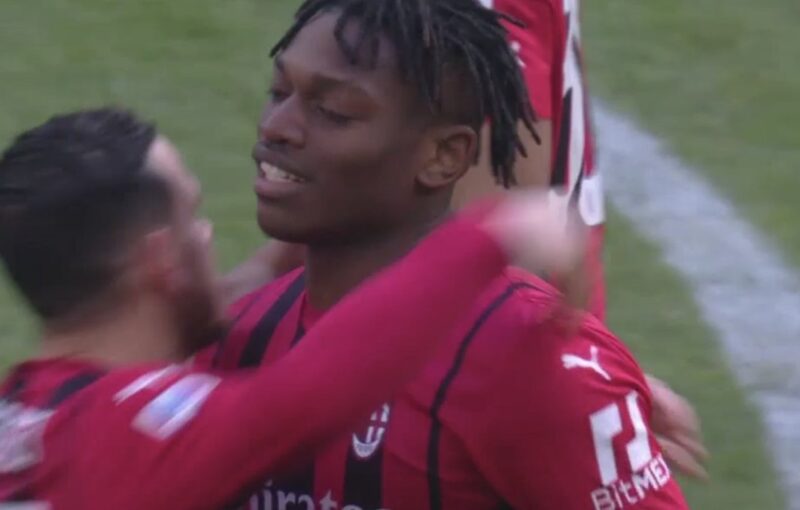 Λεάο Μίλαν Σαμπντόρια ασίστ Μενιάν