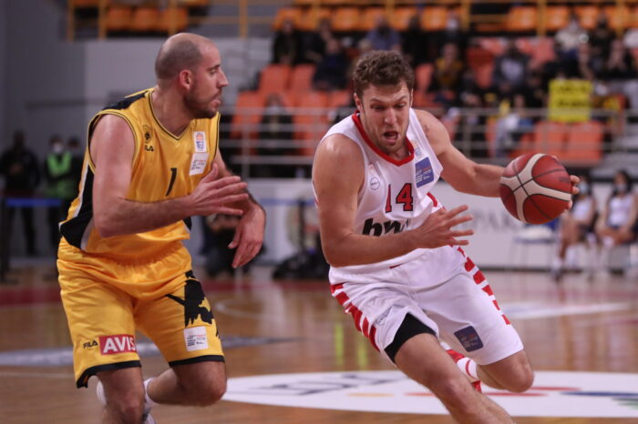 Ολυμπιακός ΑΕΚ