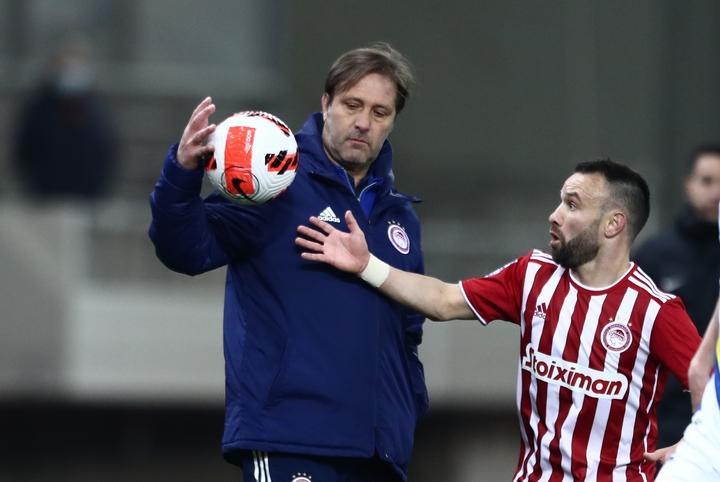 Μαρτίνς, Βαλμπουενά