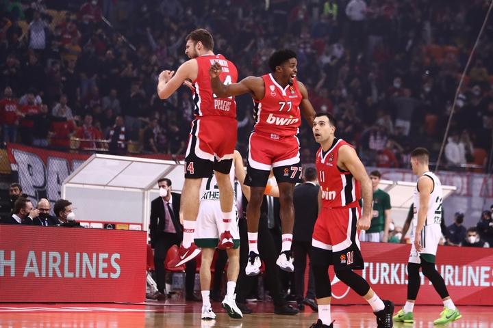 Βεζένκοβ, ΜακΚίσικ