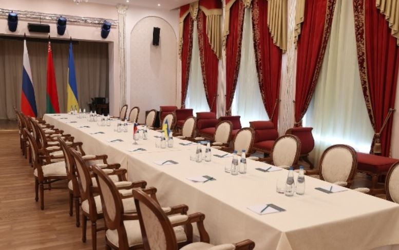 συνομιλίες διαπραγματεύσεις Ρωσία Ουκρανία πόλεμος