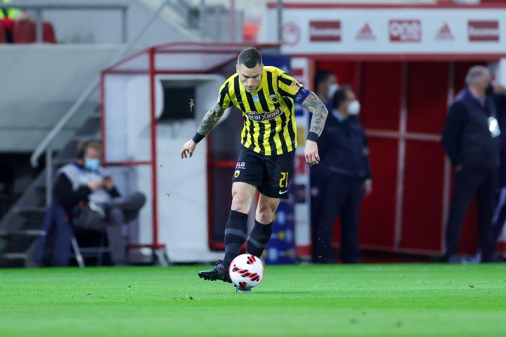 Βράνιες Καραϊσκάκη Ολυμπιακός ΑΕΚ