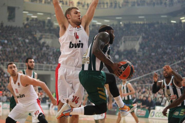 Ράις Βεζένκοβ