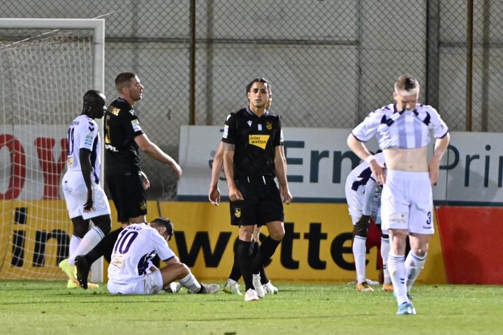 Απόλλων Σμύρνης Λαμία