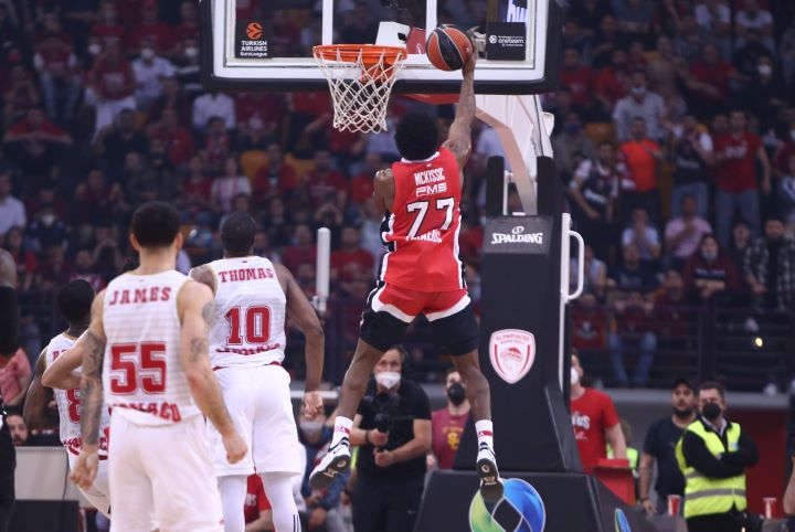 ΜακΚίσικ Ολυμπιακός Μονακό