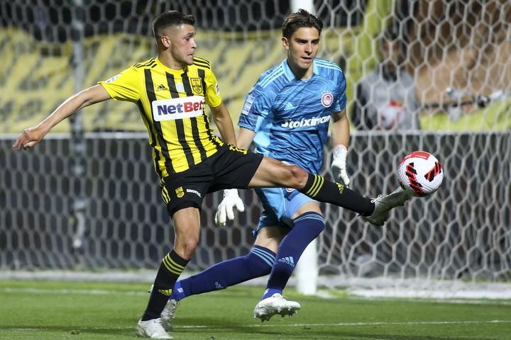 Τζολάκης