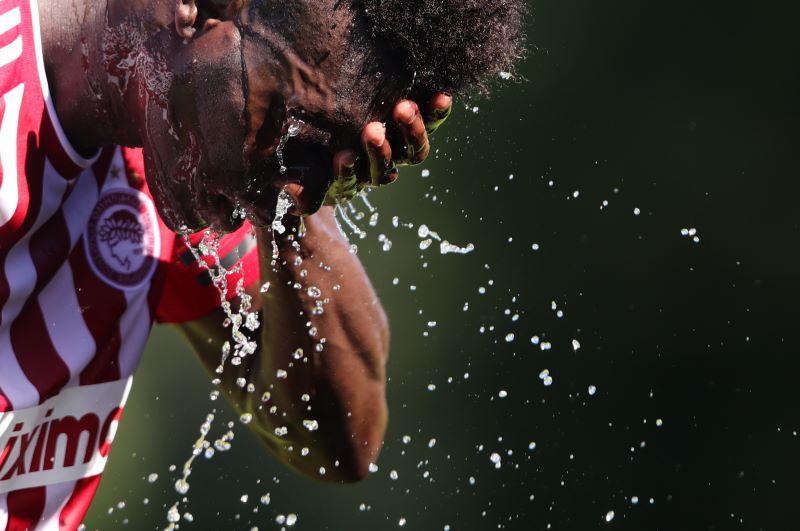 Σισέ σκληρή προετοιμασία Ολυμπιακό Ολυμπιακός