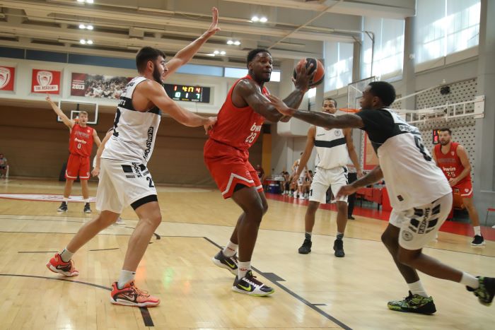 Ολυμπιακός μπλακ