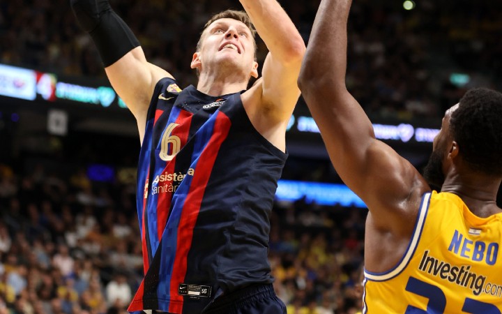 Βέσελι Μακάμπι Μπαρτσελόνα