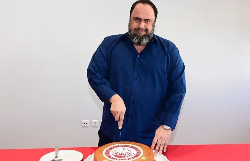 μαρινάκης