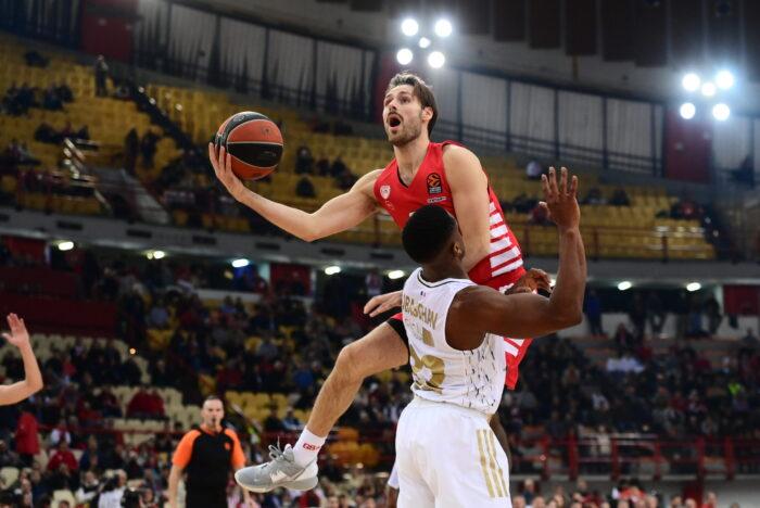 Πάπας Ολυμπιακός Βιλερμπάν