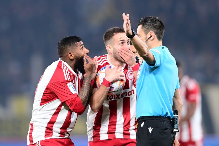 Ροντινέι Φορτούνης Μαριάνι ΑΕΚ Ολυμπιακός 1-3