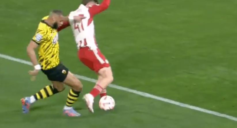 ΑΕΚ Ολυμπιακός Κανός Μουκουντί