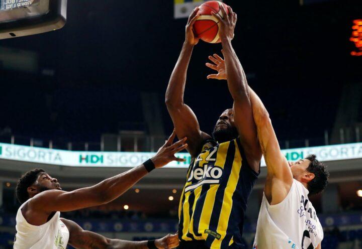 Φενέρμπαχτσε μερκεζεφέντι