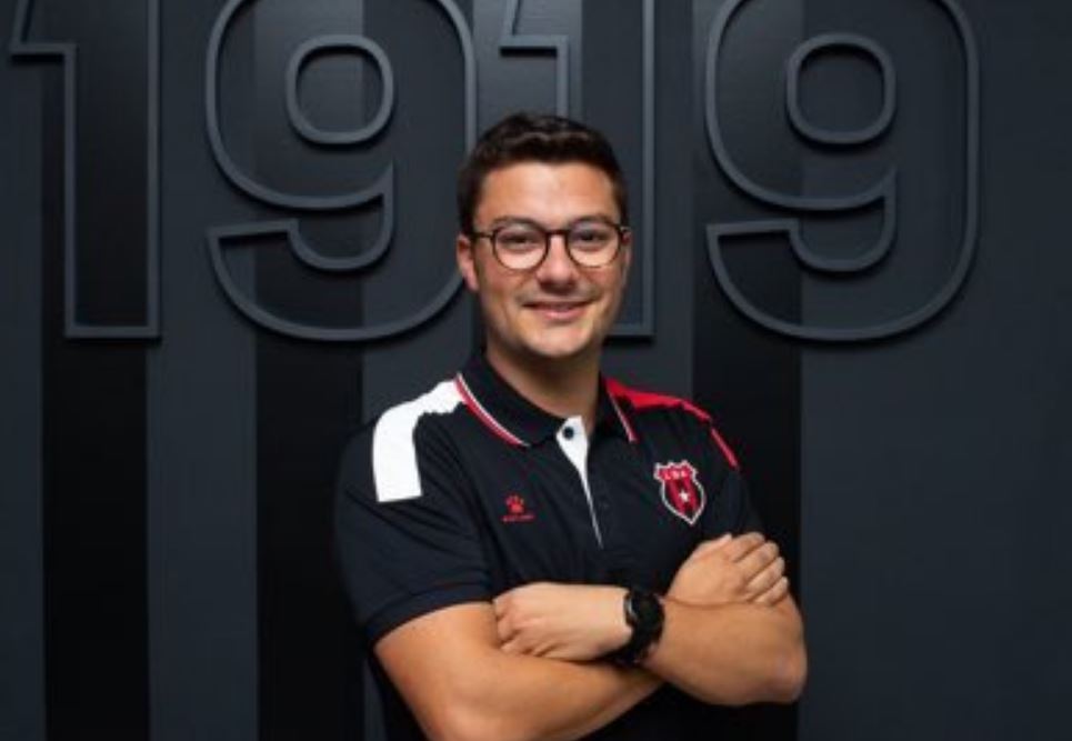 ενρίκ γιουτς